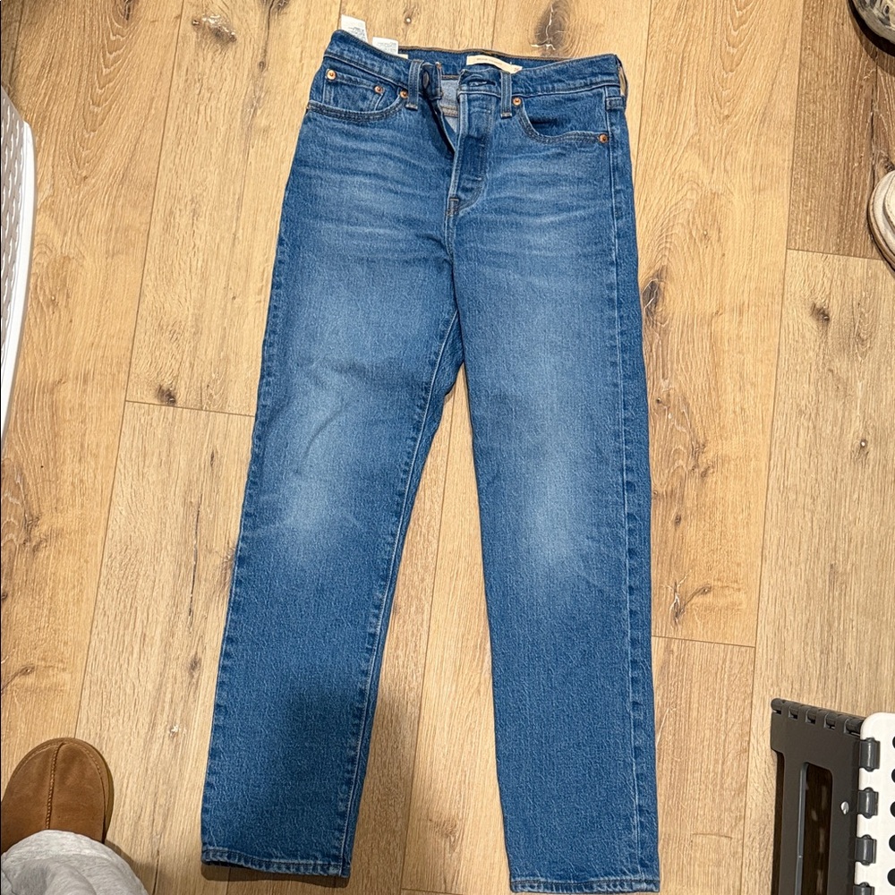 Levi's Women's Straight Leg Blue Jeans